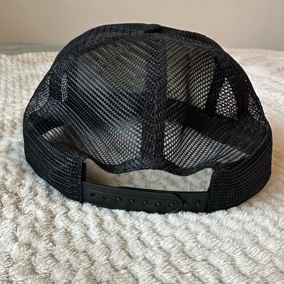 Santa Cruz Hat - Picture 3 of 4